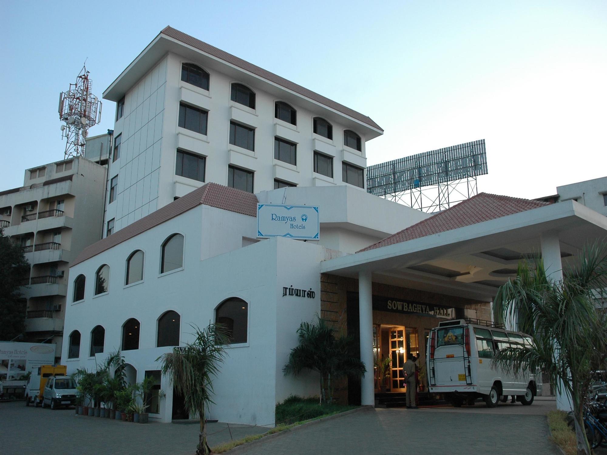 Ramyas Hotels Tiruchirappalli Екстериор снимка
